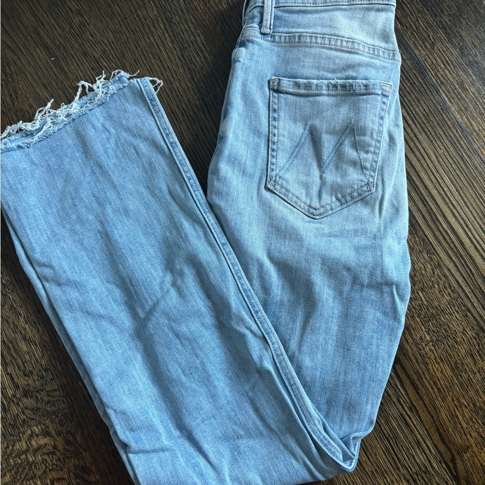 MOTHER Light Wash ankle fray Jeans